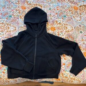 Black lululemon scuba jacket